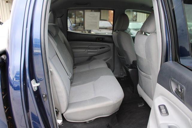 Photo of 2013 Nautical Blue Metallic Toyota Tacoma