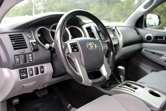 Photo of 2013 Nautical Blue Metallic Toyota Tacoma