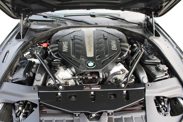 Photo of 2012 Black Sapphire Metallic BMW 650