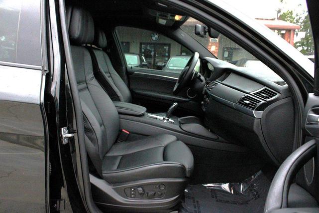 Photo of 2014 Black Sapphire Metallic BMW X6 M