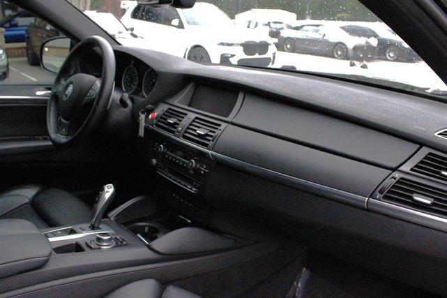 Photo of 2014 Black Sapphire Metallic BMW X6 M