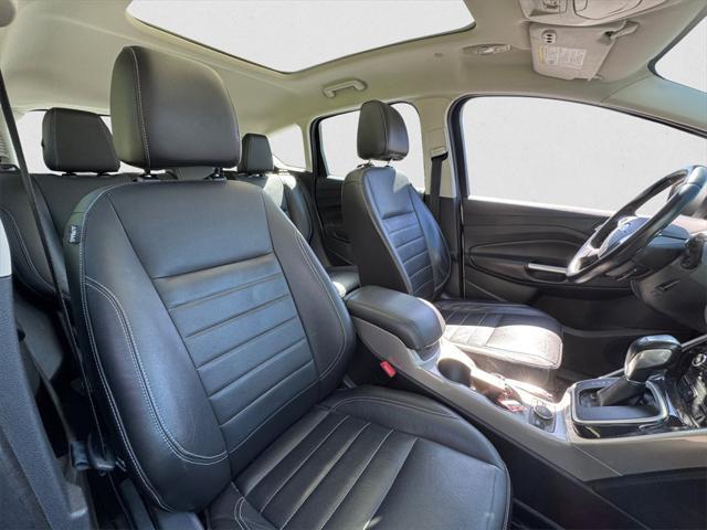 Photo of 2013 White Platinum Ford C-Max Hybrid