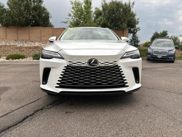 Photo of 2024 Eminent White Pearl Lexus RX 350