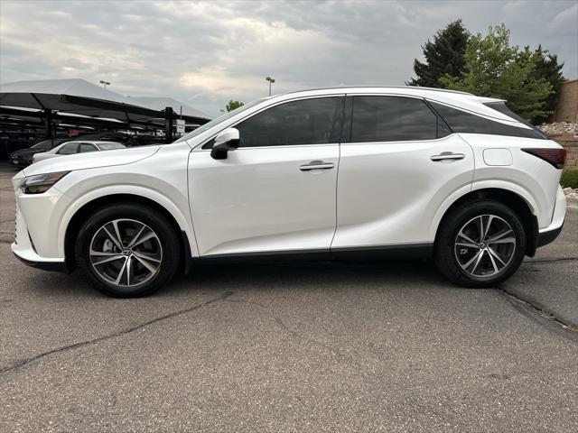Photo of 2024 Eminent White Pearl Lexus RX 350