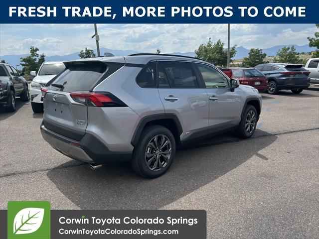 Photo of 2025 Silver Sky Metallic Toyota RAV4 Hybrid