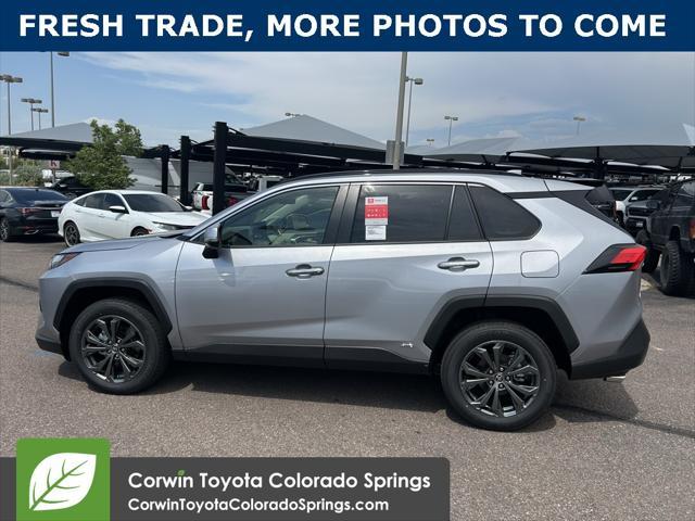 Photo of 2025 Silver Sky Metallic Toyota RAV4 Hybrid