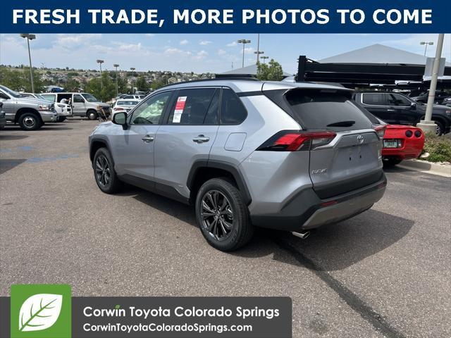Photo of 2025 Silver Sky Metallic Toyota RAV4 Hybrid