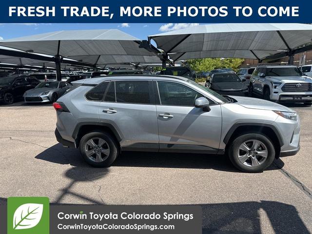 Photo of 2024 Silver Sky Metallic Toyota RAV4 Hybrid