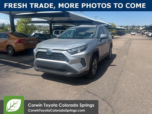 Photo of 2024 Silver Sky Metallic Toyota RAV4 Hybrid