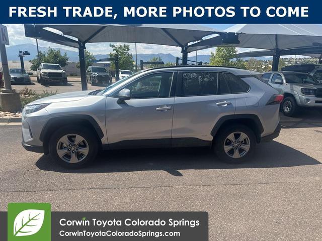 Photo of 2024 Silver Sky Metallic Toyota RAV4 Hybrid