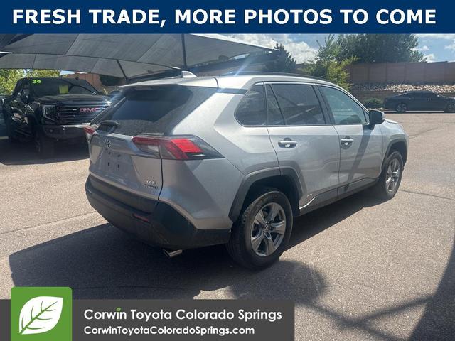Photo of 2024 Silver Sky Metallic Toyota RAV4 Hybrid