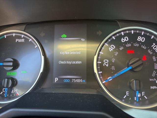 Photo of 2020 Super White Toyota RAV4 Hybrid