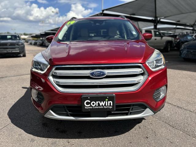 Photo of 2019 Ruby Red Metallic Tinted Clearcoat Ford Escape