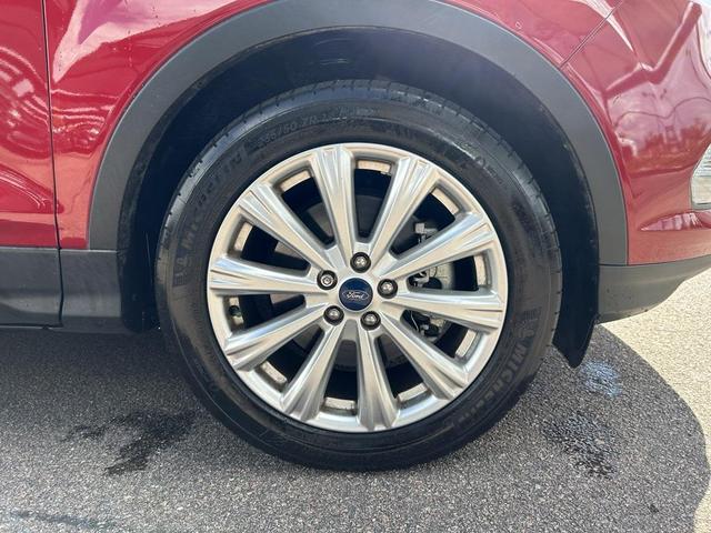 Photo of 2019 Ruby Red Metallic Tinted Clearcoat Ford Escape
