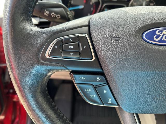 Photo of 2019 Ruby Red Metallic Tinted Clearcoat Ford Escape