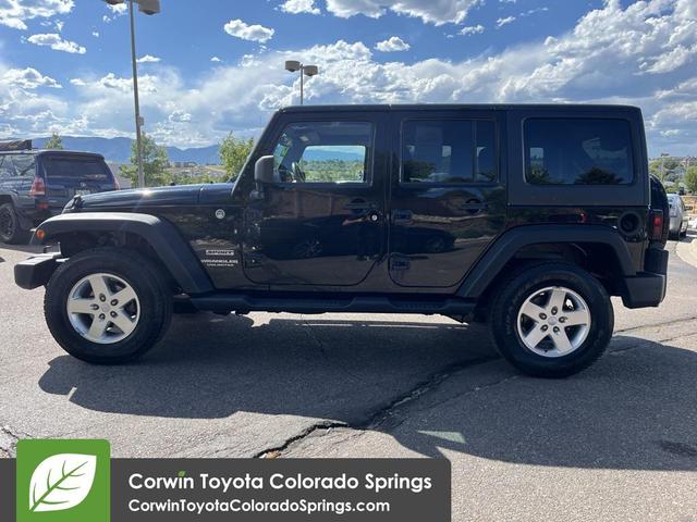Photo of 2015 Black Clearcoat Jeep Wrangler Unlimited