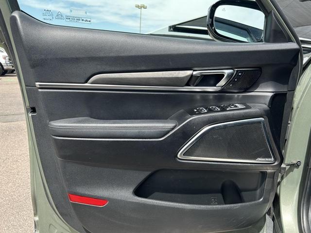 Photo of 2023 Jungle Green Kia Telluride