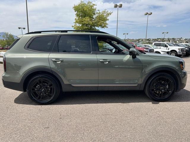 Photo of 2023 Jungle Green Kia Telluride