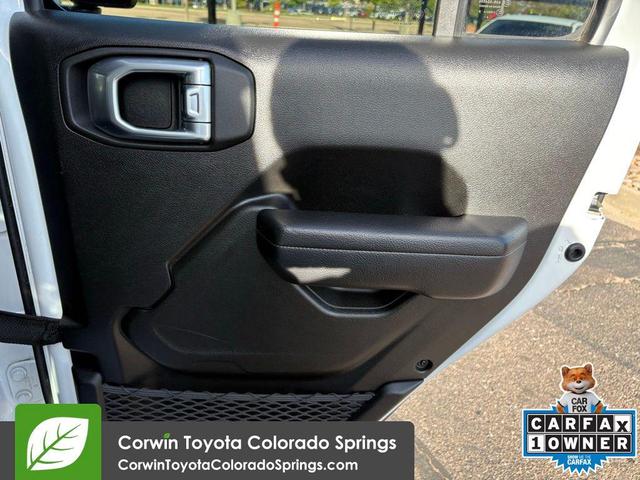 Photo of 2024 Bright White Clearcoat Jeep Wrangler