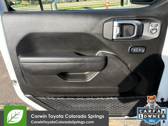 Photo of 2024 Bright White Clearcoat Jeep Wrangler