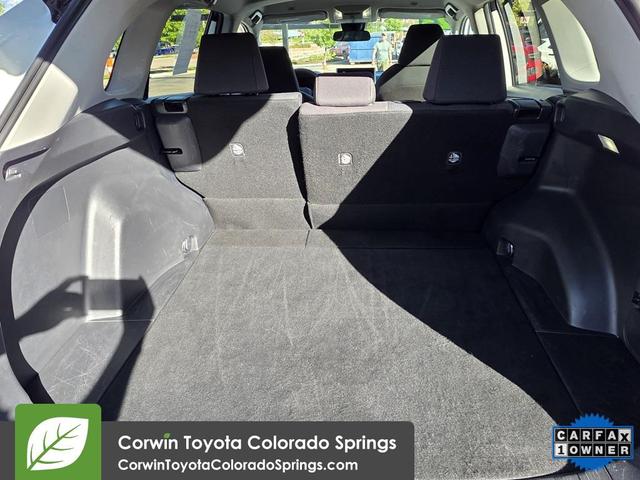 Photo of 2023 Ice Cap Toyota RAV4