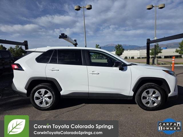 Photo of 2023 Ice Cap Toyota RAV4