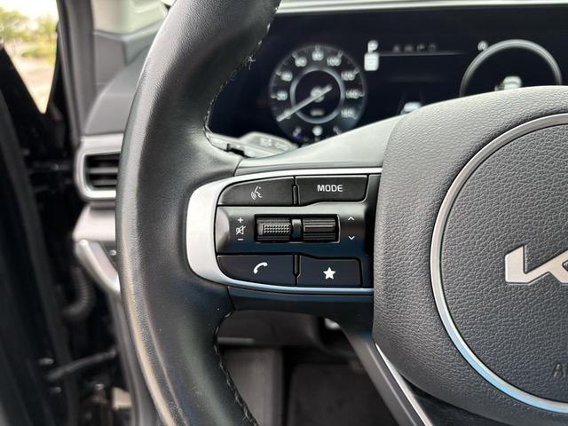 Photo of 2024 Ebony Black Kia Sportage