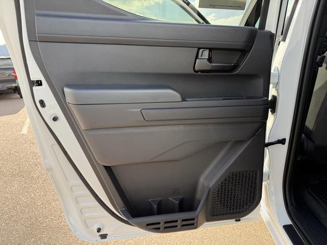 Photo of 2025 Ice Cap Toyota Tacoma