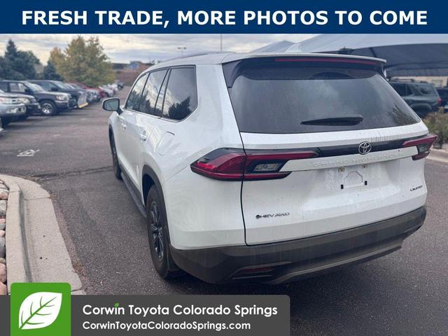 Photo of 2025 Wind Chill Pearl Toyota Grand Highlander