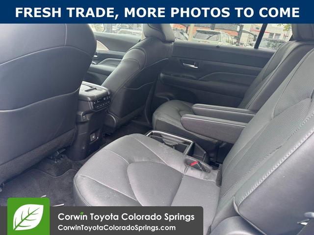 Photo of 2025 Wind Chill Pearl Toyota Grand Highlander