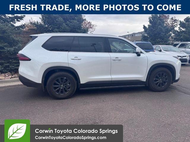 Photo of 2025 Wind Chill Pearl Toyota Grand Highlander