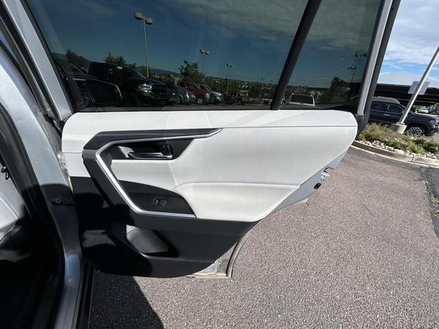 Photo of 2020 Silver Sky Metallic Toyota RAV4