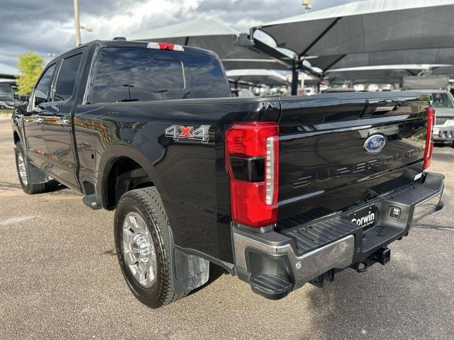 Photo of 2023 Agate Black Metallic Ford F-250