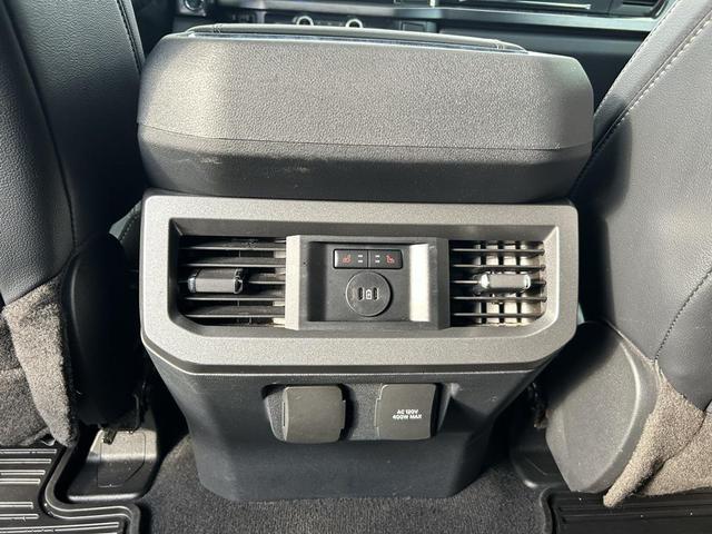 Photo of 2023 Agate Black Metallic Ford F-250