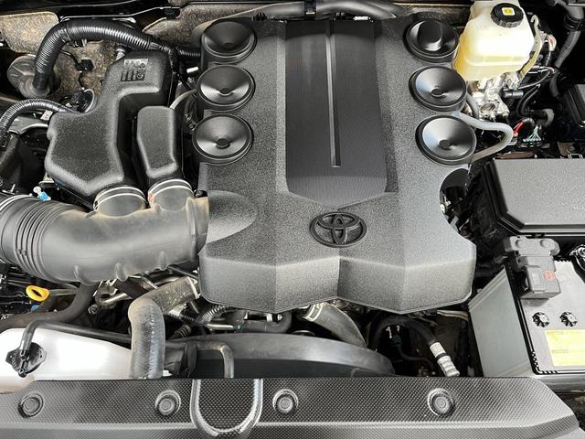 Photo of 2022 Midnight Black Metallic Toyota 4Runner