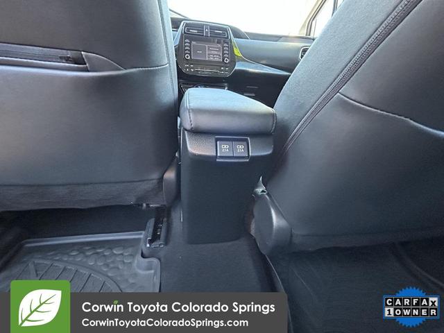 Photo of 2020 Classic Silver Metallic Toyota Prius