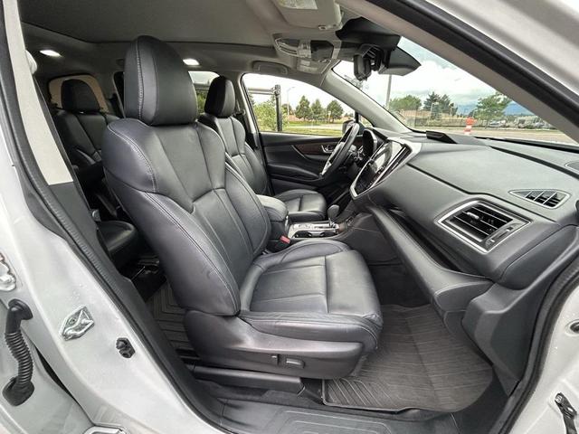 Photo of 2023 Crystal White Pearl Subaru Ascent