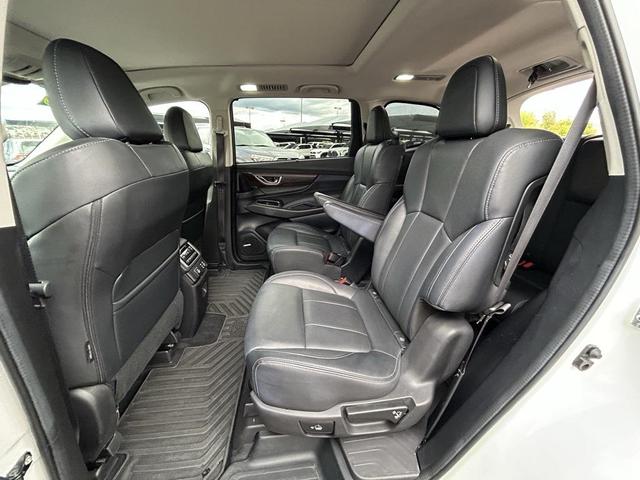 Photo of 2023 Crystal White Pearl Subaru Ascent