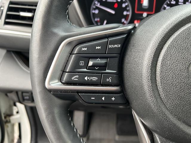 Photo of 2023 Crystal White Pearl Subaru Ascent