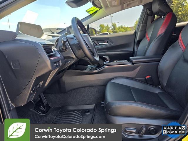 Photo of 2024 Midnight Black Metallic Toyota Prius Prime