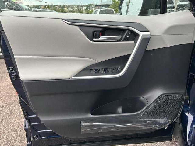 Photo of 2025 Blueprint Toyota RAV4