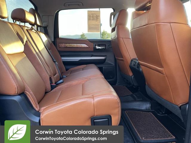 Photo of 2018 Super White Toyota Tundra