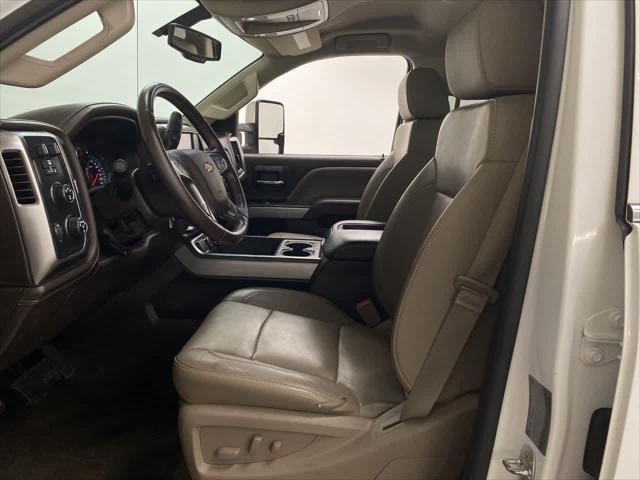 Photo of 2015 Summit White Chevrolet Silverado 3500