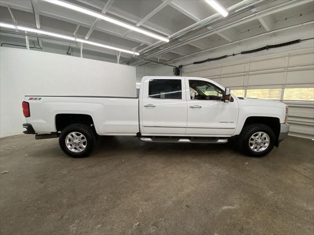 Photo of 2015 Summit White Chevrolet Silverado 3500