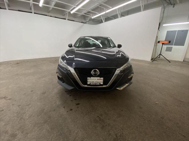 Photo of 2022 Storm Blue Metallic Nissan Altima