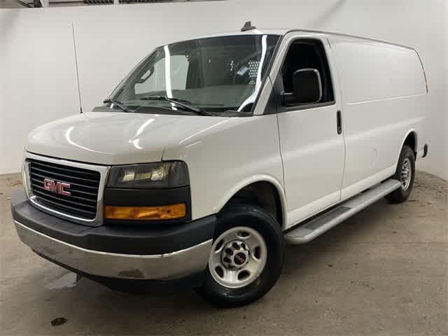 2022 GMC Savana 2500