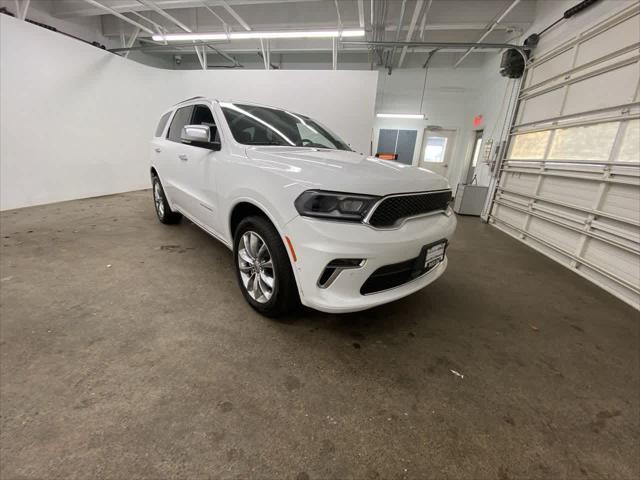 Photo of 2021 White Knuckle Clearcoat Dodge Durango