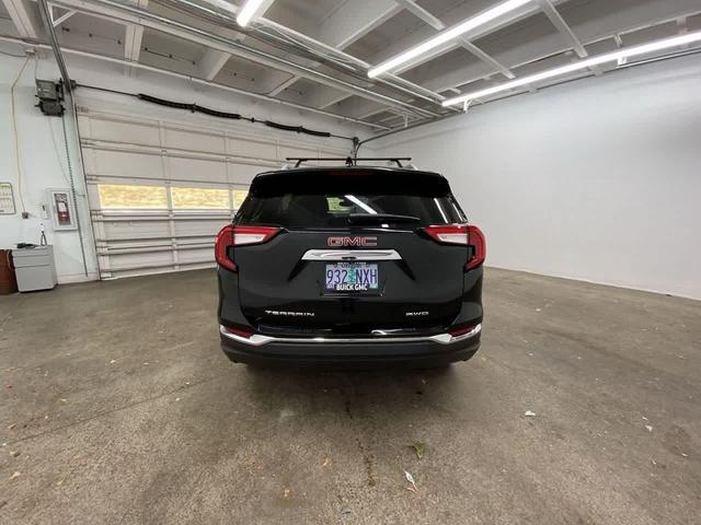 Photo of 2022 Ebony Twilight Metallic GMC Terrain