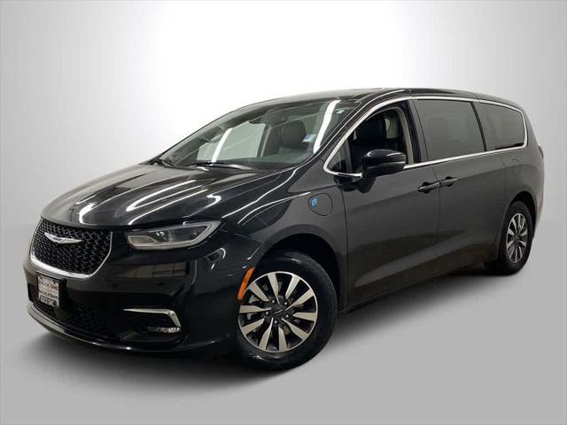 2023 Chrysler Pacifica Hybrid