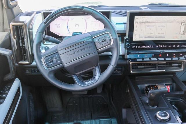Photo of 2022 White GMC HUMMER EV